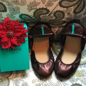 Tieks Raspberry Truffle size 7